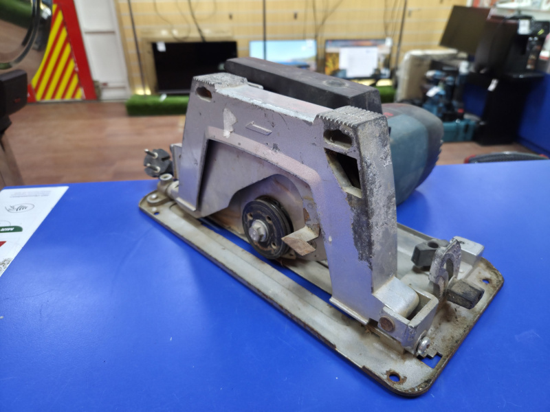 Циркулярная пила Bautec BHS 2350