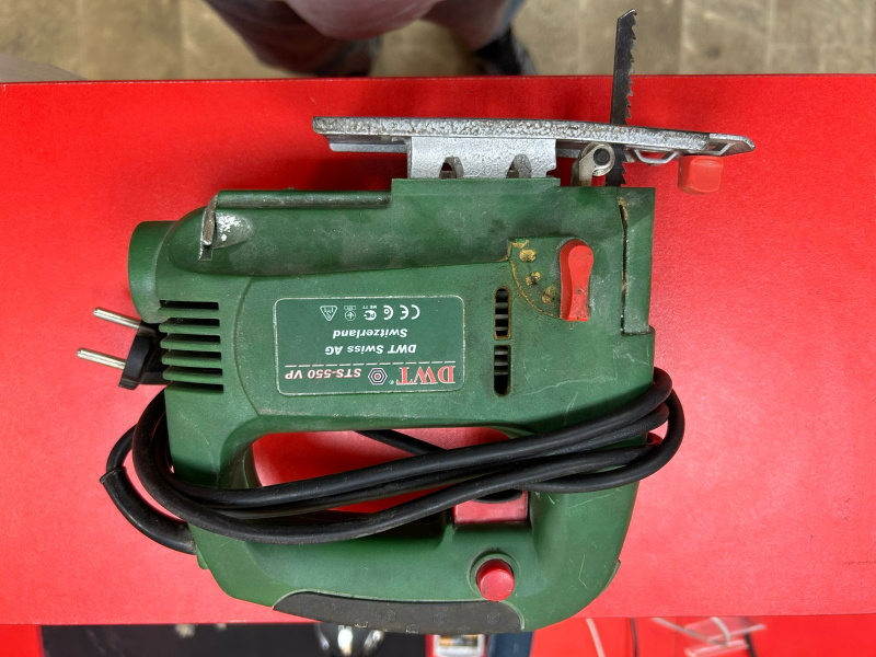 Электролобзик DWT sts550 vp