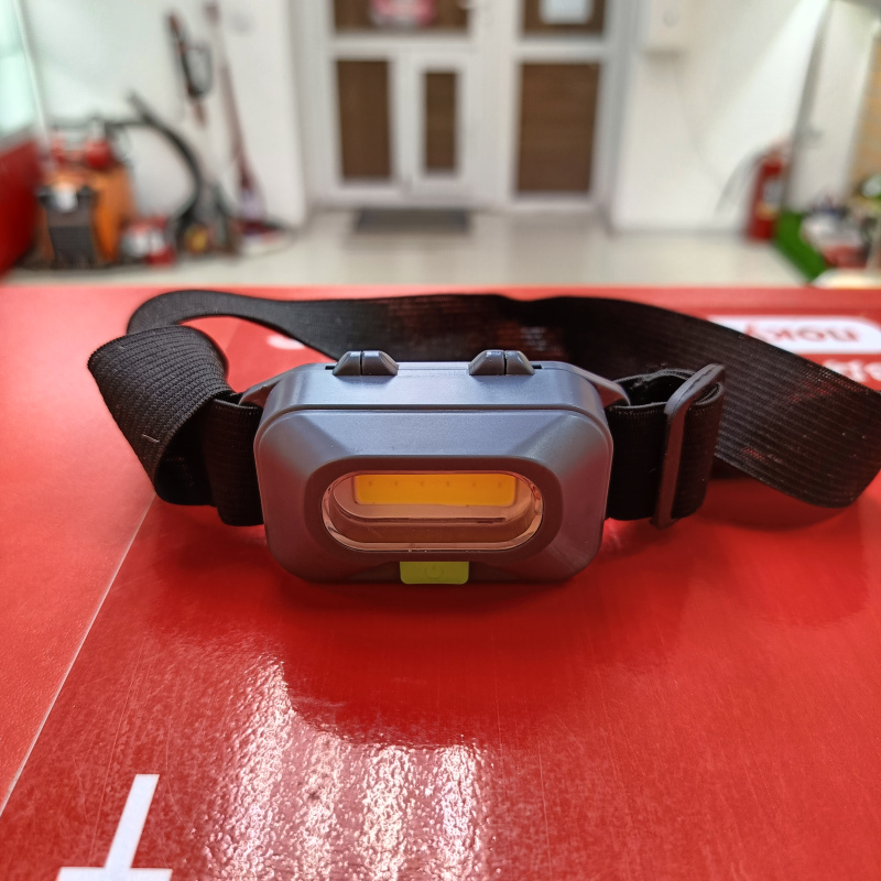 налобный фонарик  ---