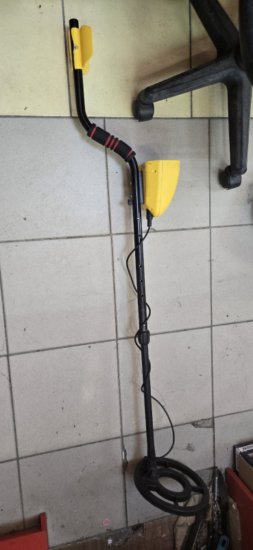 Металлоискатель Металоискатель  GC-1028
