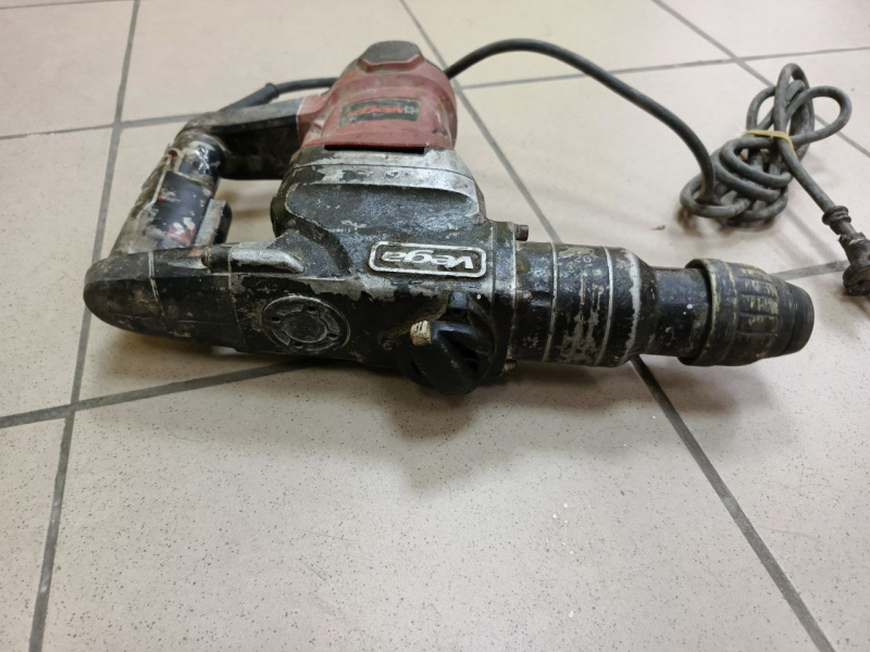 Перфоратор Vega vh-1000