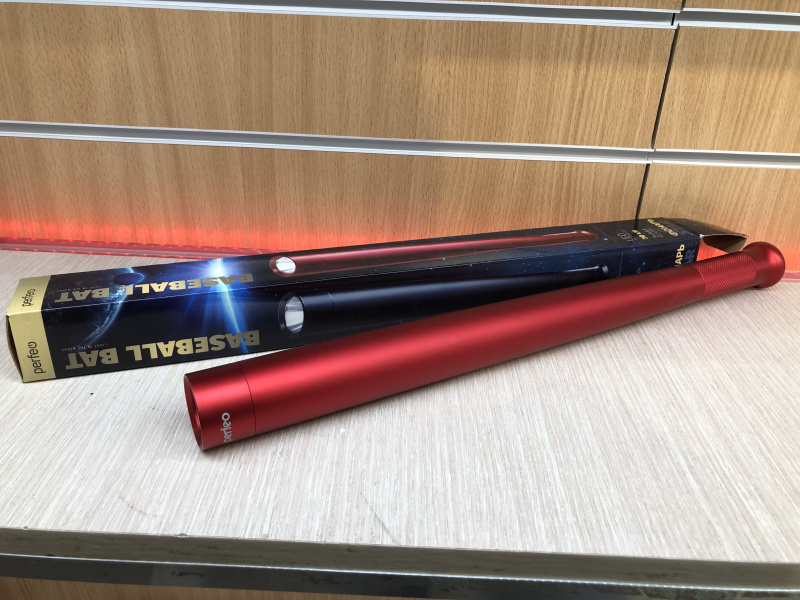Фонарь-дубинка Perfeo Baseball Bat