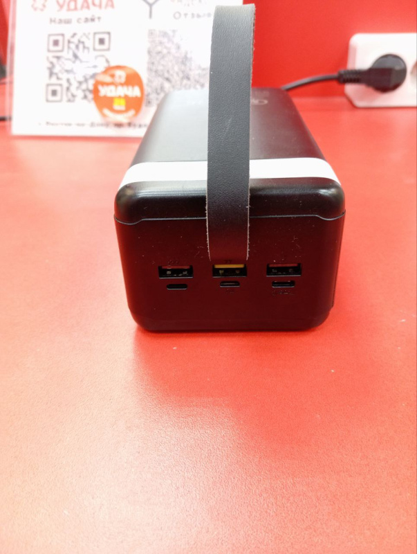 Внешний аккумулятор DeMak A211