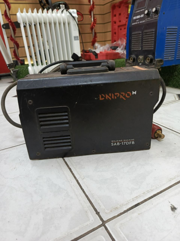 Сварочный аппарат - инвертор ММА Dnipro-M САБ-17ДФБ
