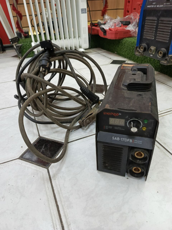 Сварочный аппарат - инвертор ММА Dnipro-M САБ-17ДФБ