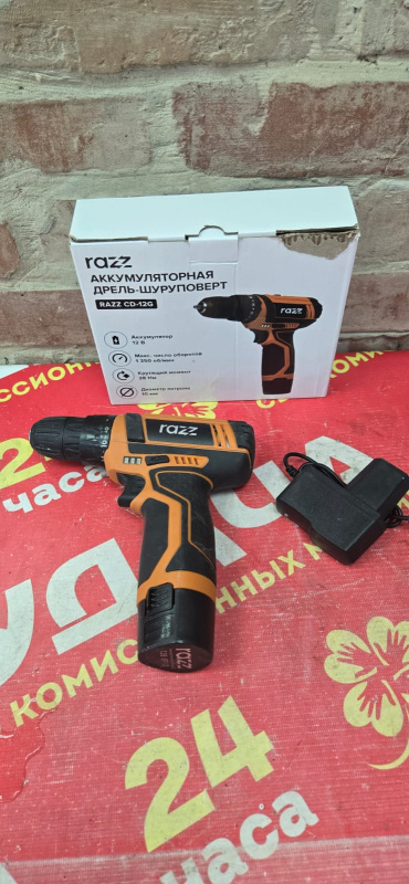 Шуруповерт Razz CD-12VKR2