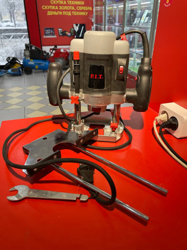 Фрезер P.I.T. PER8-C