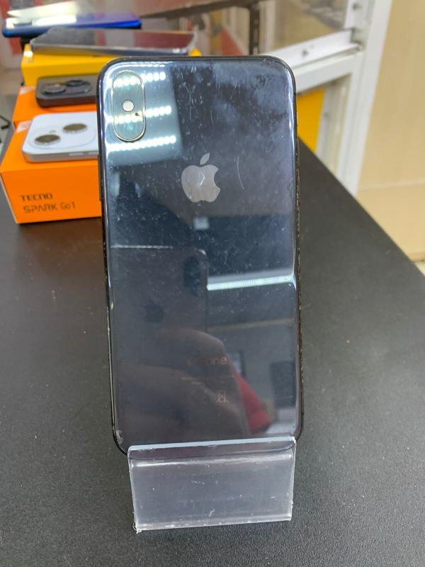Мобильный телефон Apple iPhone X