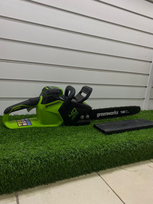 Цепная пила аккумуляторная GreenWorks GD40CS18