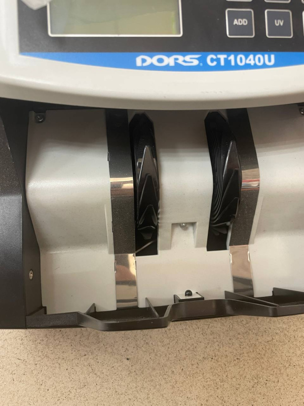 машинка для счета купюр Dorn ct 1040u