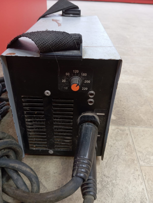 Сварочный аппарат - инвертор ММА noname