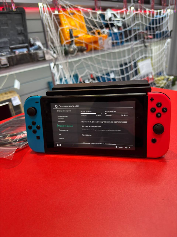 Игровая приставка Nintendo Switch 001 01