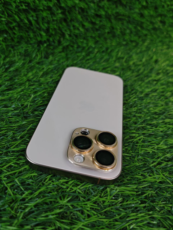 Мобильный телефон Apple iPhone 16 Pro