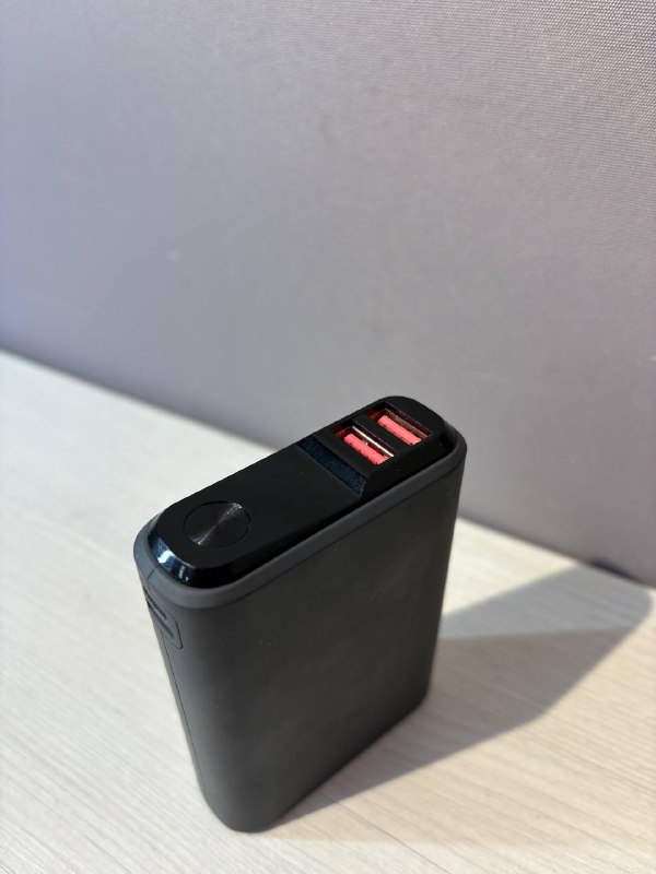 Внешний аккумулятор Olmio QS-10 10000mAh