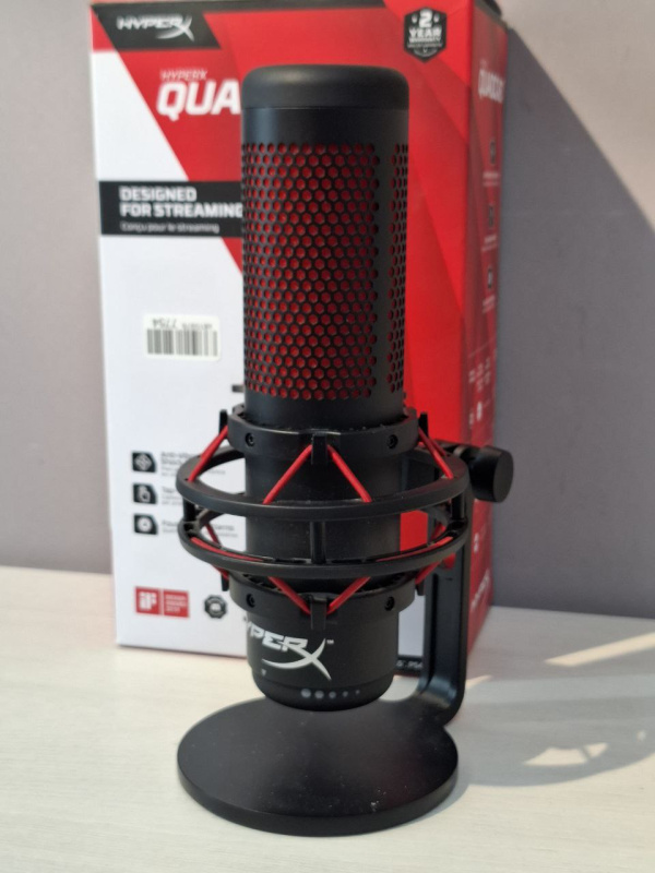 Микрофон HyperX Quadcast