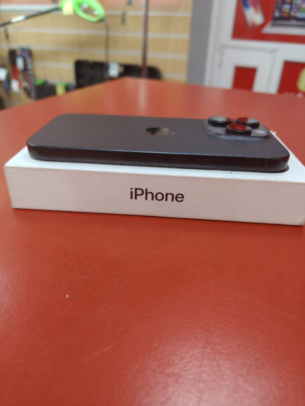 Мобильный телефон Apple iPhone 16 Pro