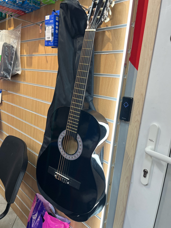 Акустическая гитара BELUCCI  BC3805