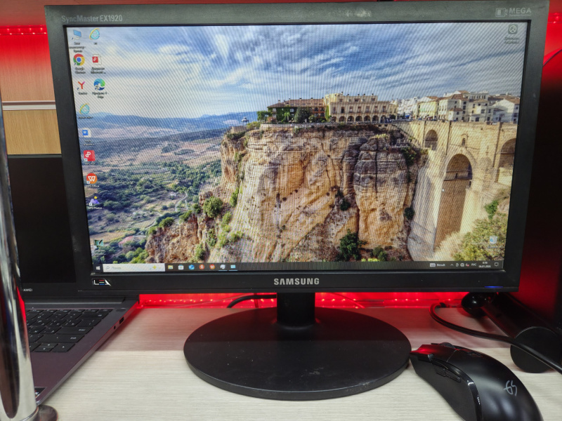 Монитор Samsung SyncMaster EX1920