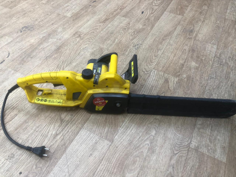 Цепная пила Huter EL-2000p