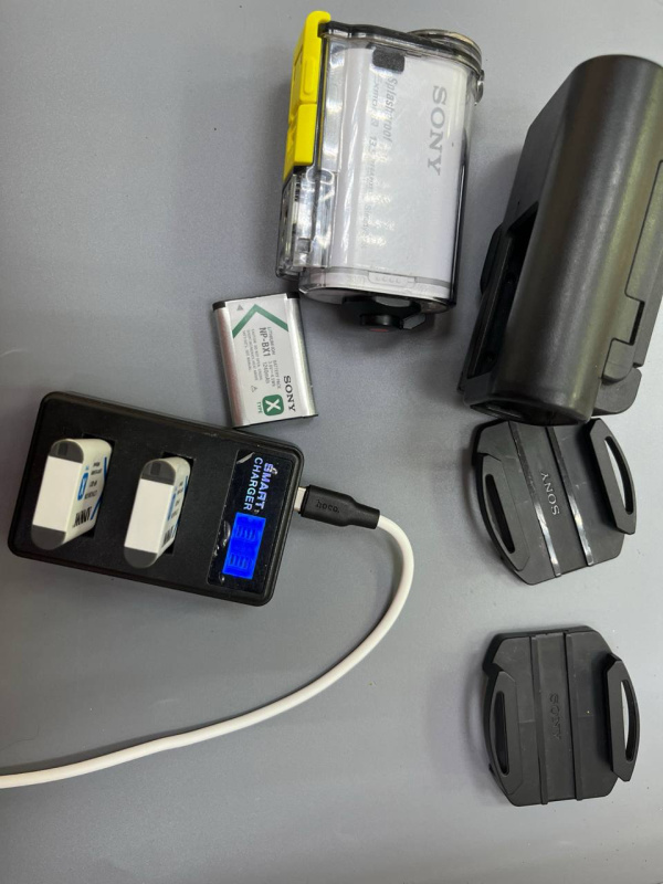 Видеокамера Sony  HDR AS100v