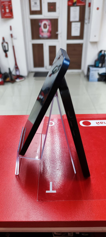 Мобильный телефон Apple iPhone 12