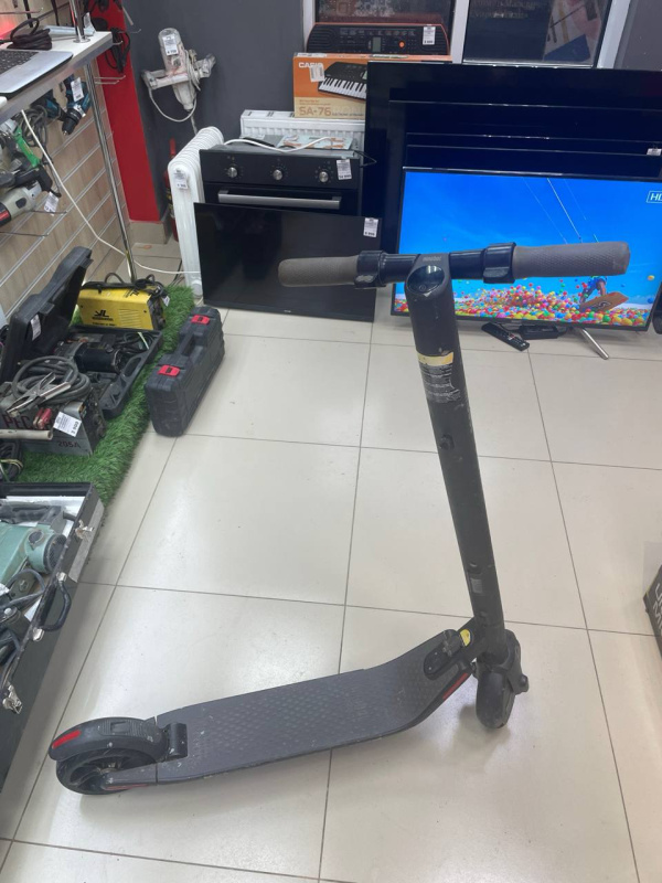 Самокат Ninebot Segway