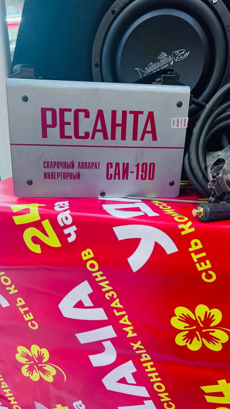 Сварочный аппарат - инвертор ММА Ресанта САИ 190