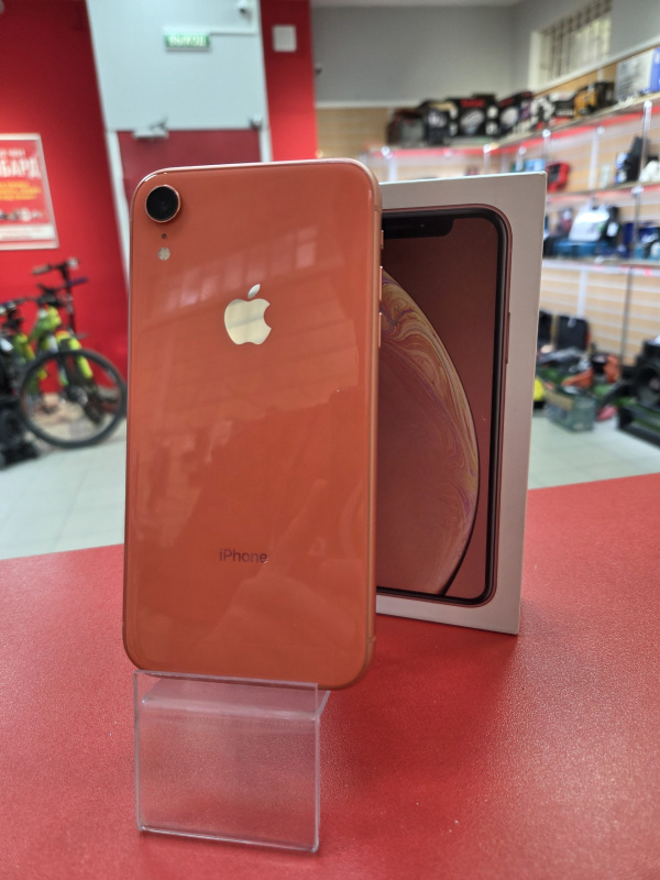 Мобильный телефон Apple iPhone XR