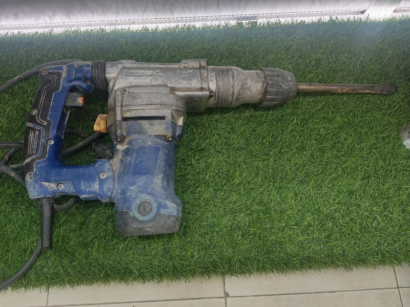 Перфоратор Mac Allister sds+