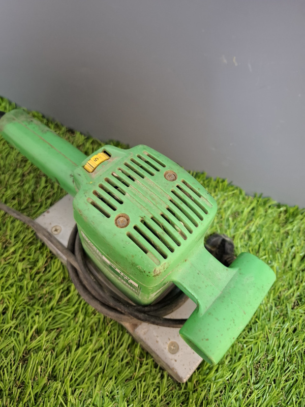 Шлифмашинка Hitachi SV 12V