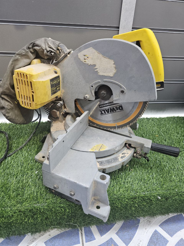 Торцовочная пила Корвет Корвет 3