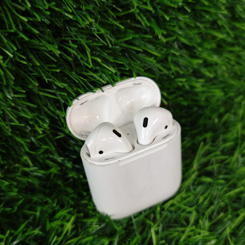 Наушники Apple AirPods Gen1