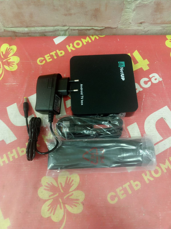 Смарт Приставка  NetUP android tv box REV 3.1