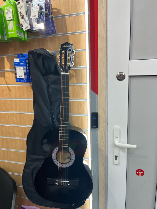 Акустическая гитара BELUCCI  BC3805