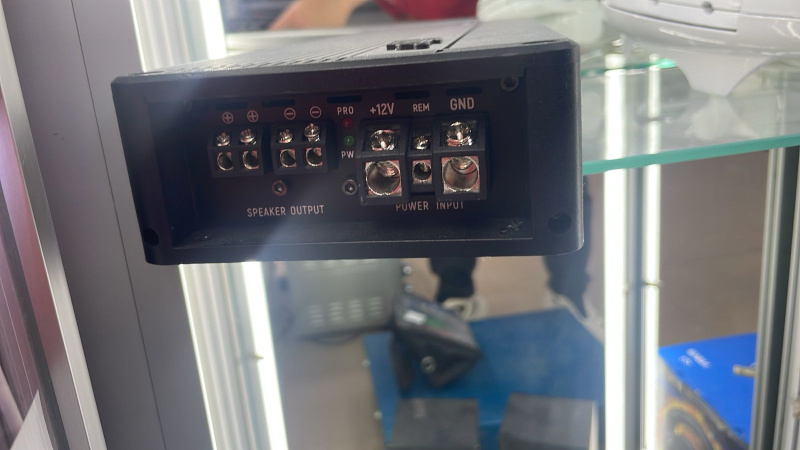 Авто усилитель Ampe pro 1.2000