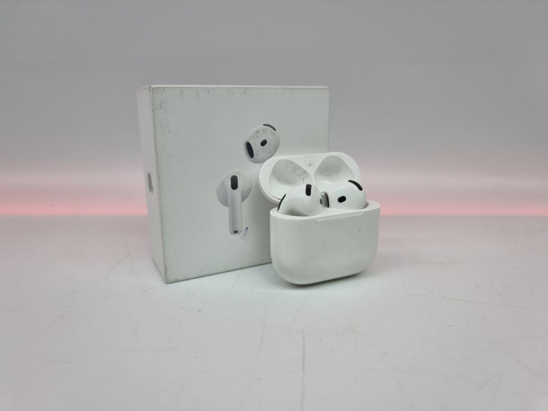 Наушники Apple AirPods 4