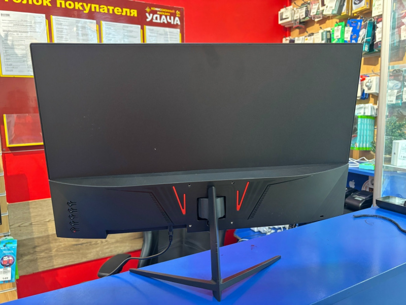 Монитор MSI G24C6