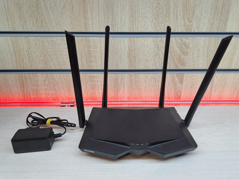 Роутер Tenda AC6