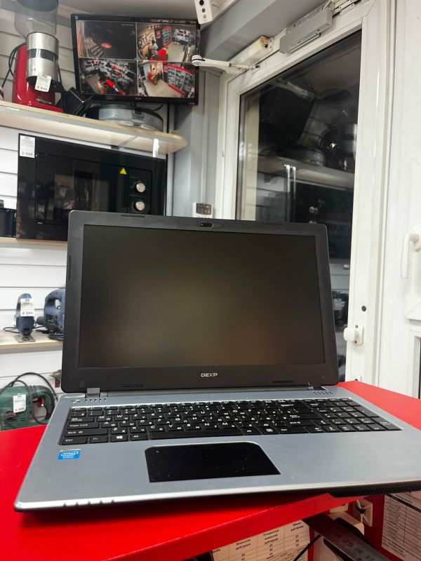 Ноутбук DEXP PGT-15UC