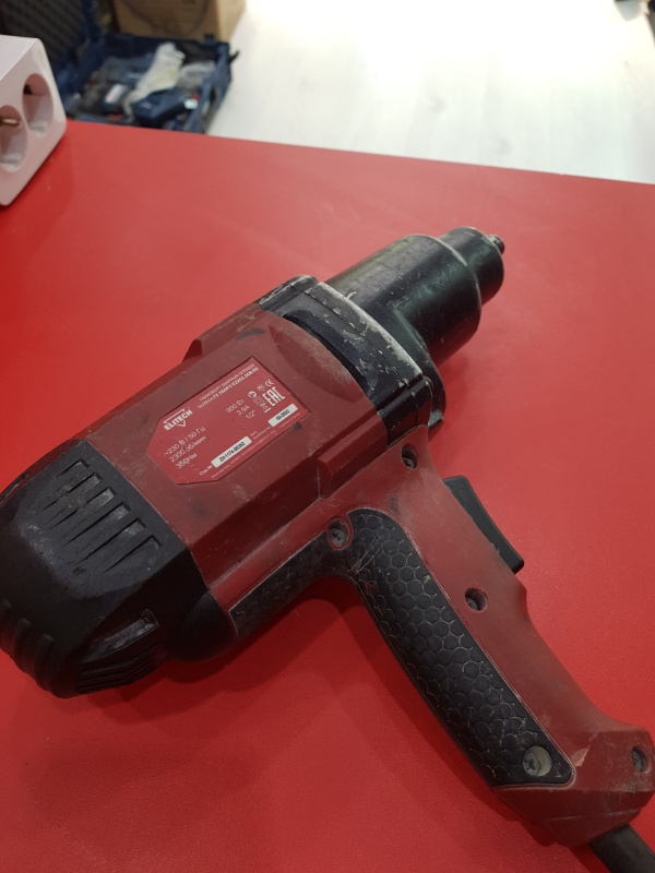 Гайковерт Elitech  ГУ350РЭ