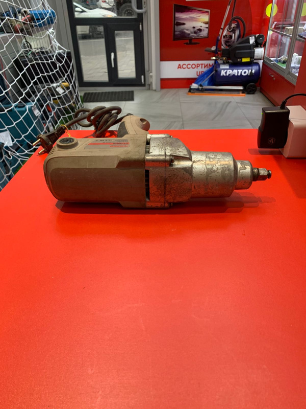 Гайковерт Crown CT12018