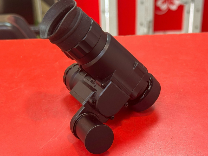 Прибор ночного видения  NVG 10