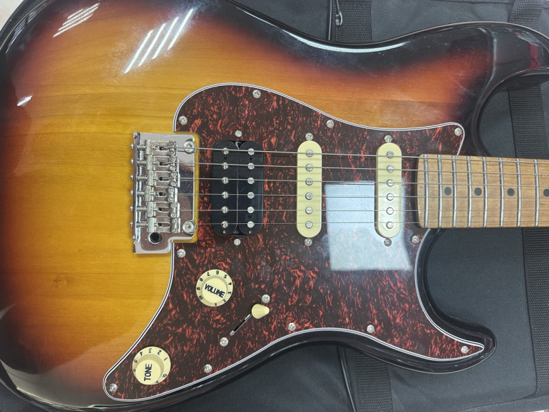 Электрогитара JET JS 400 SB Pack