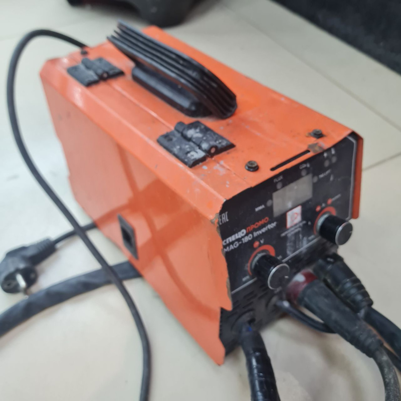 Сварочный аппарат - инвертор ММА Спец MAG-180