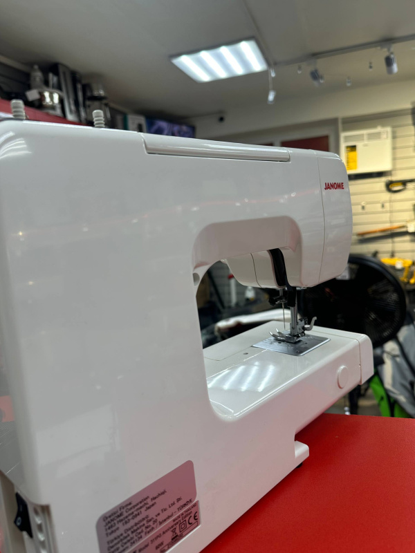 Швейная машина Janome 311 pg