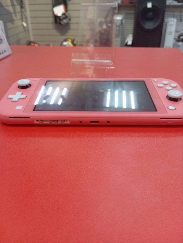 Игровая приставка Nintendo Switch Lite 32