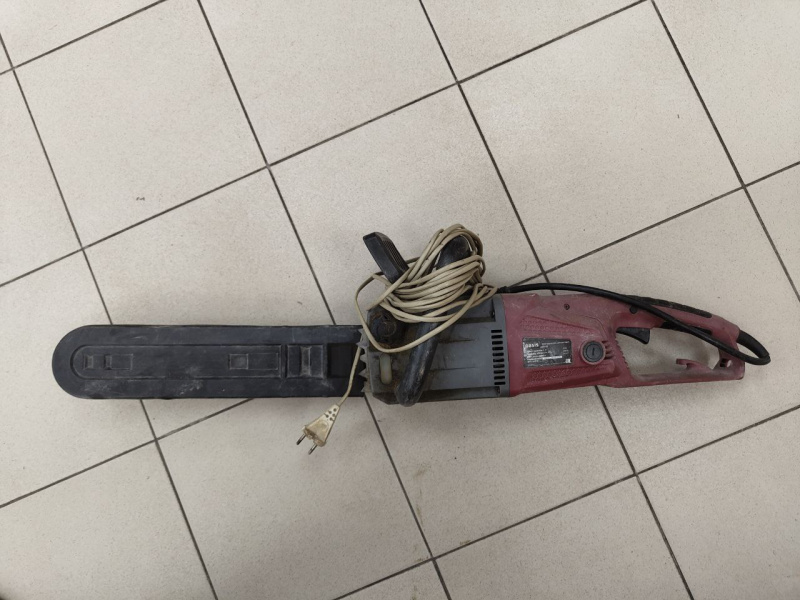 Электропила Oasis ES 22