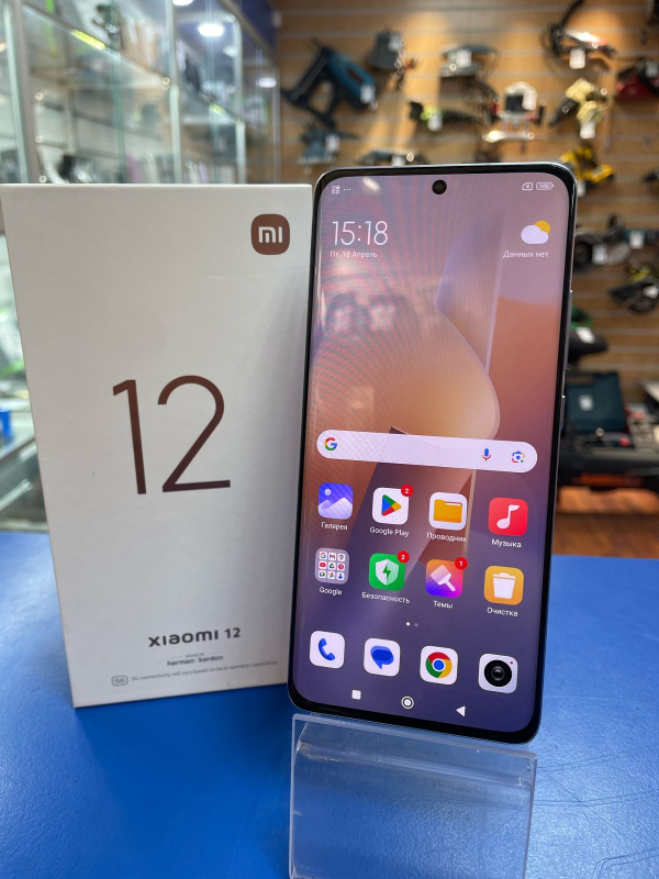 Мобильный телефон Xiaomi 12