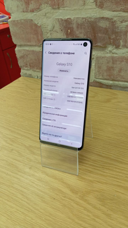 Мобильный телефон Samsung Galaxy S10