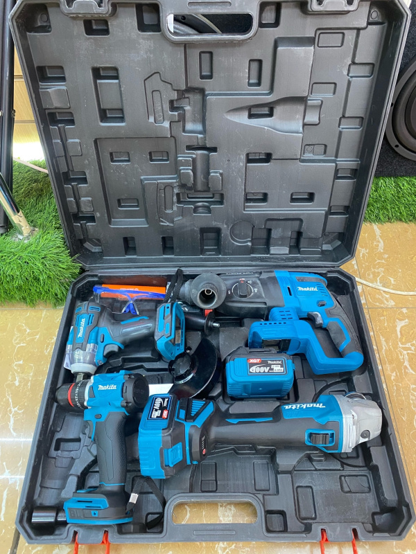 Набор электроинструмента Makita 4В1
